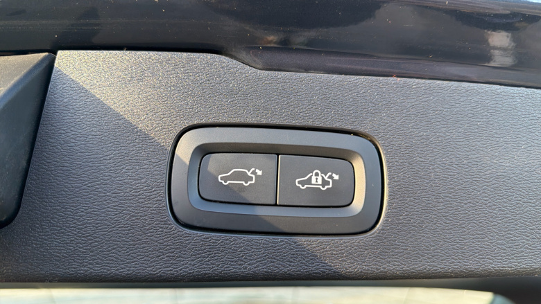 Volvo V60 2.0 T6 Recharge PHEV Inscription 5dr AWD Auto Estate